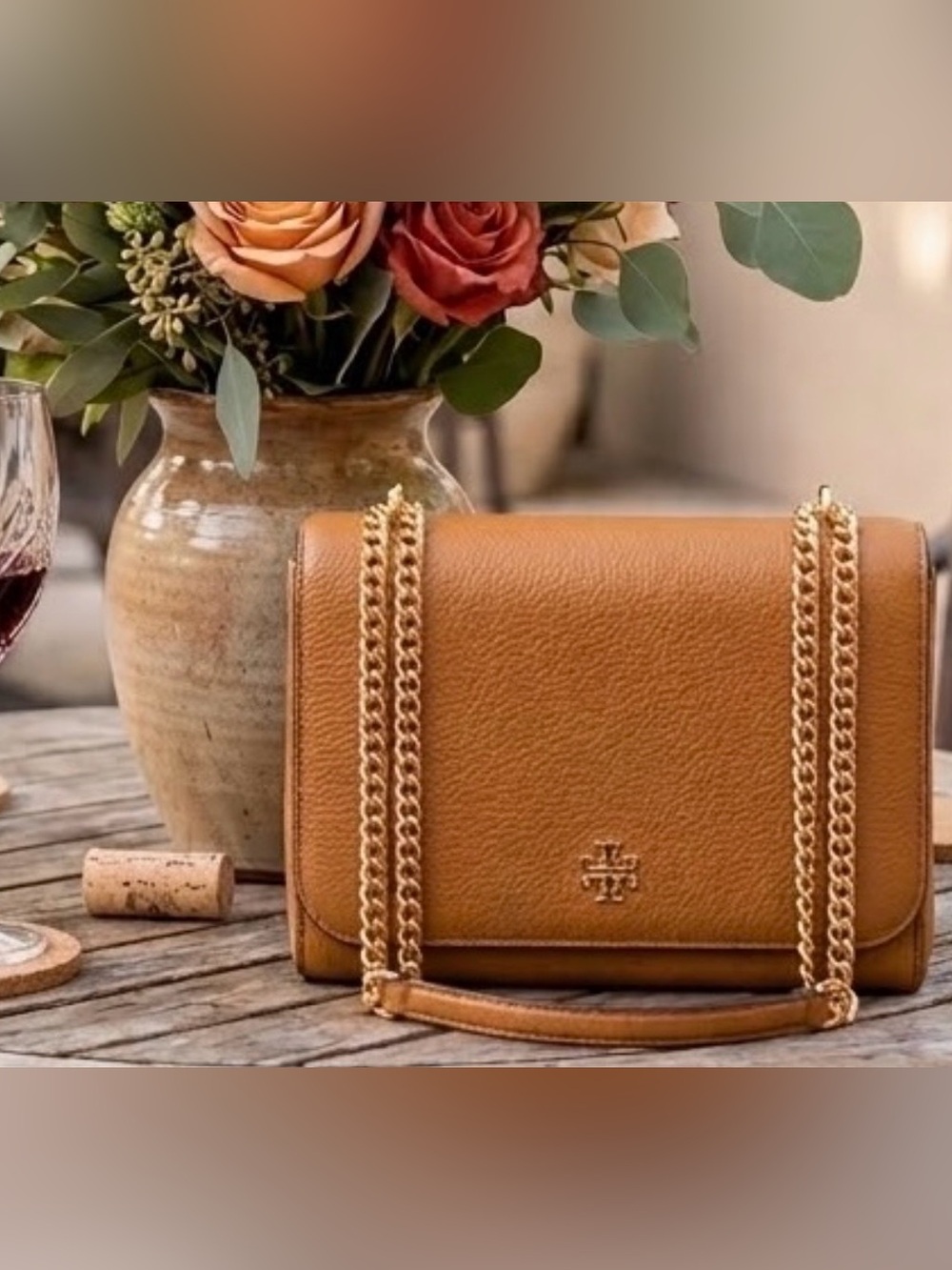 Tory Burch Carter Shrunken Shoulder Bag Tan Pebbled Leather Gold Hardware